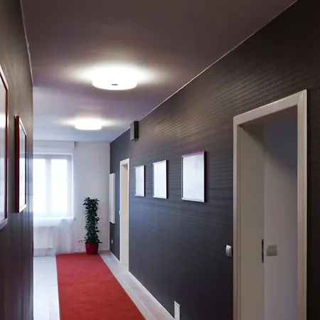 Gæstehus Arx & Wellness Self Check-in 4*