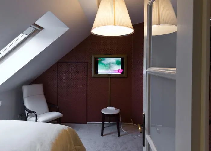 Arx & Wellness Self Check-in 4*