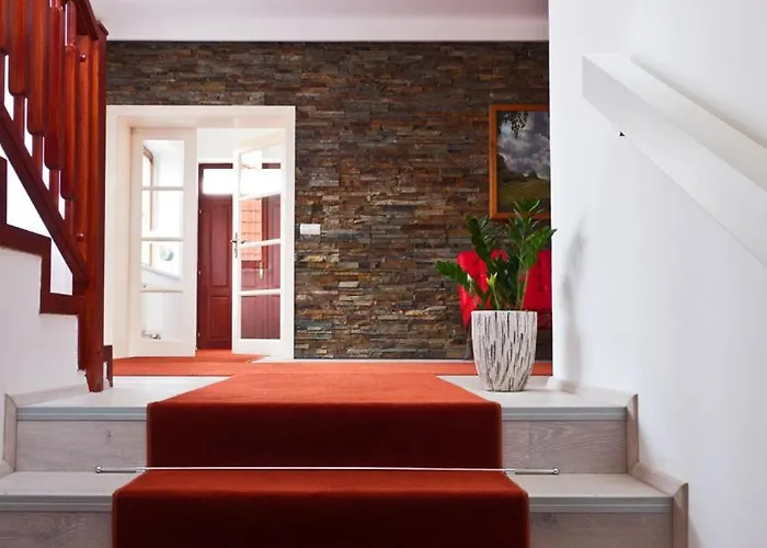Arx & Wellness Self Check-in 4*